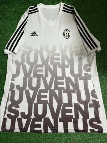 Camisa Juventus Pré-Jogo 2015/2016