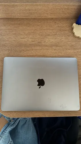 MacBook Air M1 2020 13?