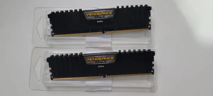 Memória Ram Vengeance Lpx 32gb 2 Corsair Cmk32gx4m2e3200c16