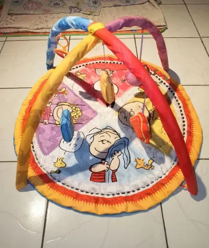 Tapate de atividades para bebê.