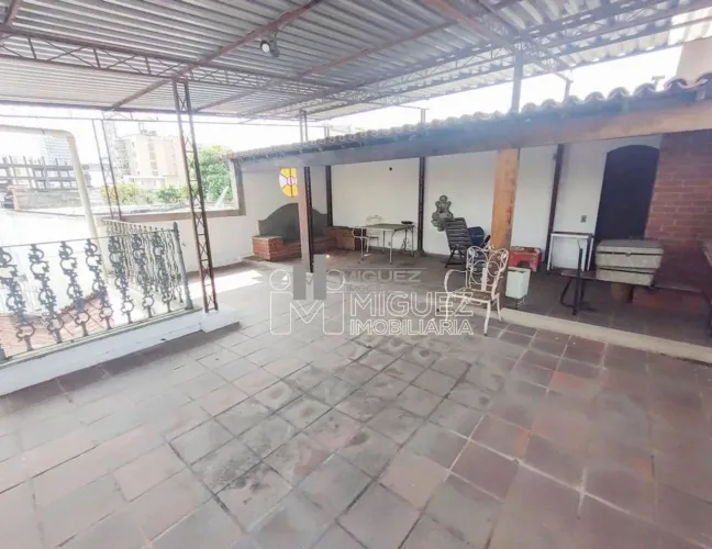 Casa de vila a venda - Rua Ferreira Pontes - Andaraí - Casa de vila com 4 quartos, terraço