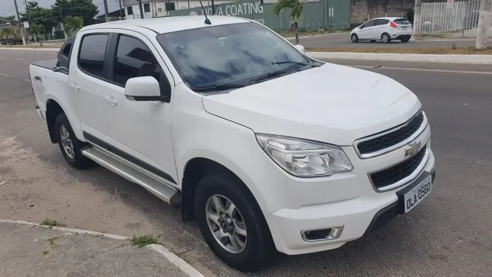 Chevrolet S10 Pick-up LT 2.8 TDI 4X4 CD Diesel 2013