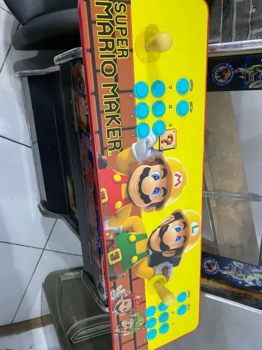 Estou vendendo um fliperama portátil, estado de novo.