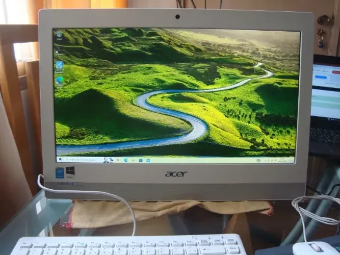 Computador Acer Z1 751