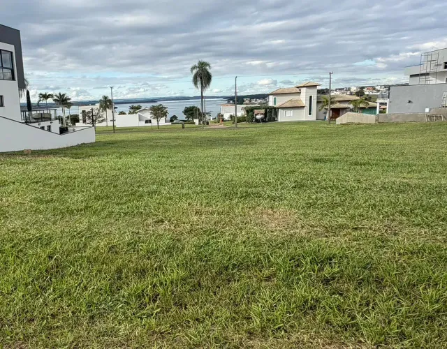 Vista Incrível para a Represa | Projeto Aprovado | Próximo ao Clube