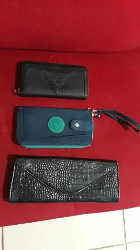 Vendo 3 bolsas originais de marca, 50 reais  cada