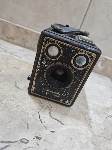 Kodak Six-20 Brownie C antiga
