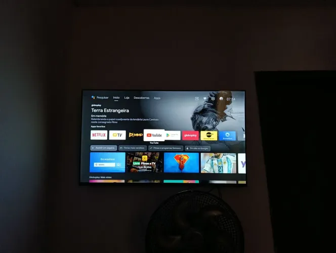 Tv smart multi 43 polegadas semi. Nova