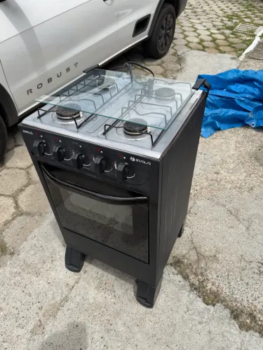 Fogão 4 bocas seminovo