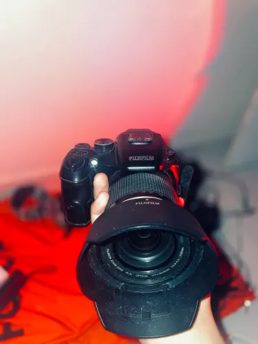 Fujifilm FinePix S100FS (Usada)