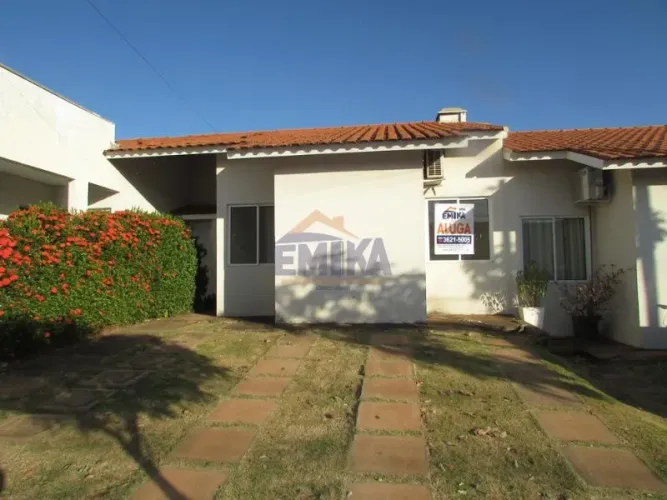 Casa com 3 quarto(s) no bairro Guarita em Várzea Grande - MT