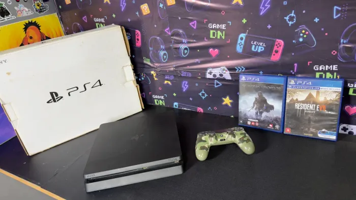 PS4 SLIM 1TB - 1 controle - 2 JOGOS FÍSICOS - R$ 1.399 PIX