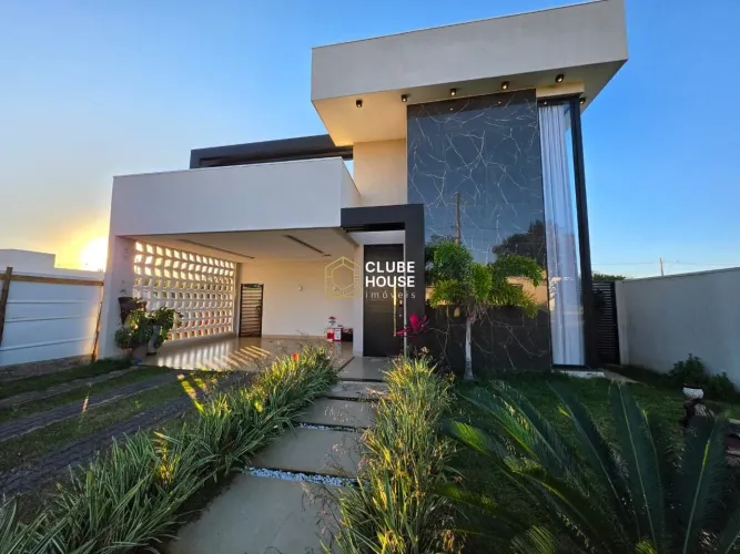 Casa a venda Condomínio Terras Alphaville - 4 Quartos - Mobiliada - Anápolis GO