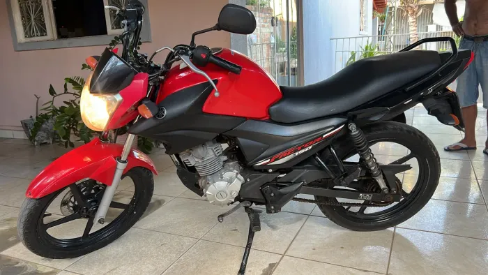 Vendo moto factor 2018 muito cuidada, em perfeito estado, Documentos ok