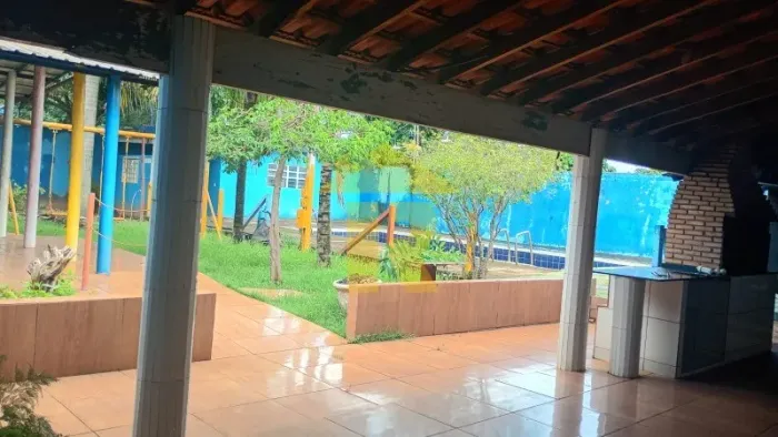 Chácara na Estância Alvorada - 3 Quartos, 2 Suítes, 3 Banheiros, 10 Vagas de Garagem - São