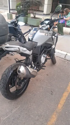 Moto à venda