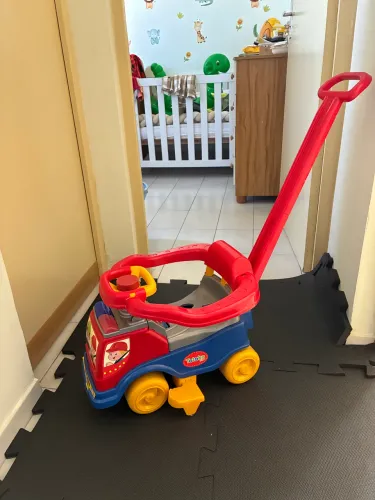 Carrinho infantil ( Totoka )