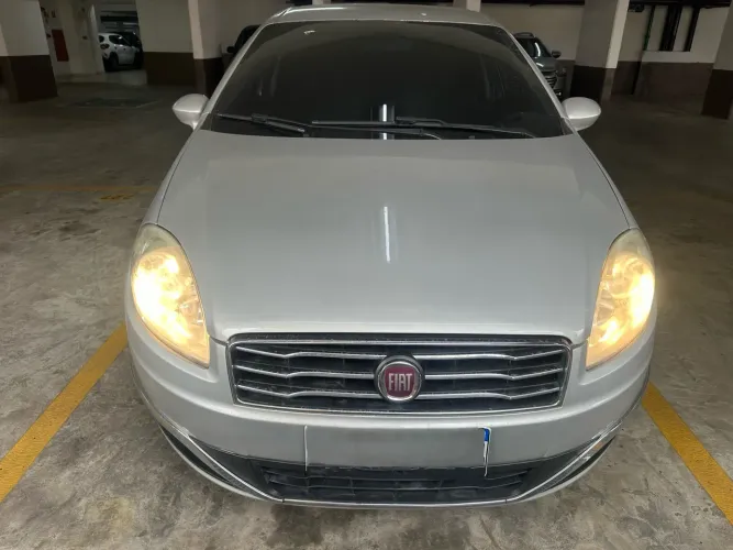 Fiat Linea Essence Dualogic 1.8 Flex 16V 4P 2016