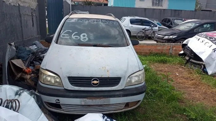 Sucata Chevrolet Zafira 2002 Para Retirada de Peças