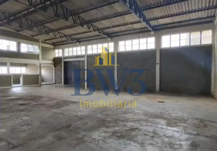 Barracão com 358m2 próximo Rod. Anhanguera, Parque Jambeiro, Campinas/SP.