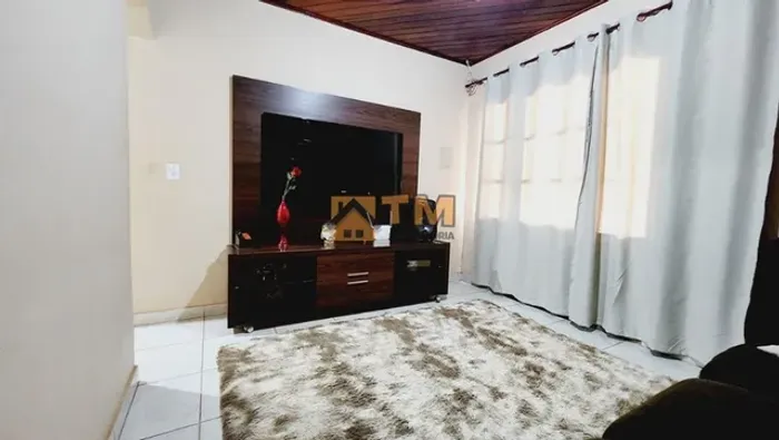 Excelente com 3 Qtos, mais um Sobrado nos Fundos, Qd. 34 São José