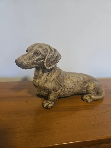 Cachorro decorativo de gesso