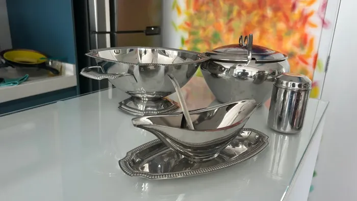 Sopeira, molheira e porta queijo de Inox