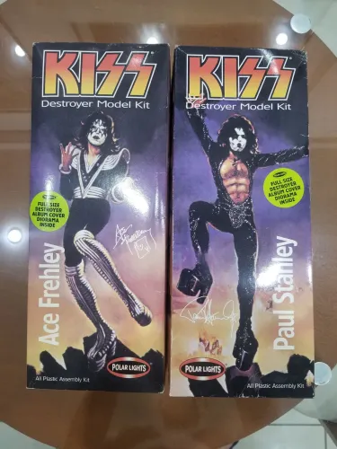 Kiss Destroyer Model Kit 