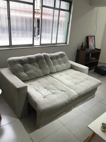 Sofá 2 lugares bege