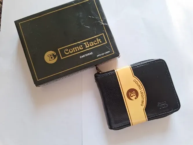 Carteira Masculina em Couro Legítimo Marca Come Back - NOVA-Zíper Frontal e Zíper Interno