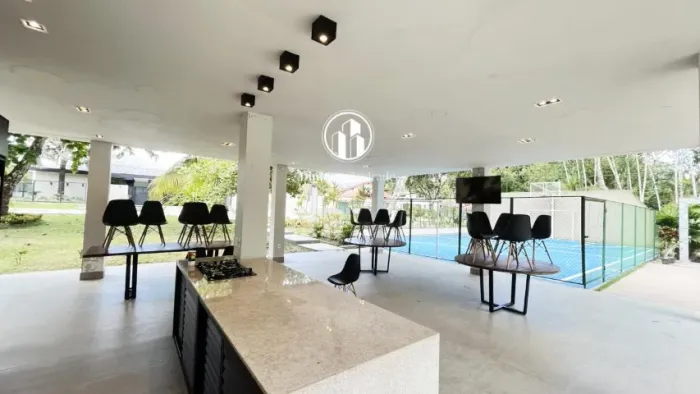 Vendo casa duplex de esquina com 4 suítes, 622 m² no Jardim Europa V Ponta Negra