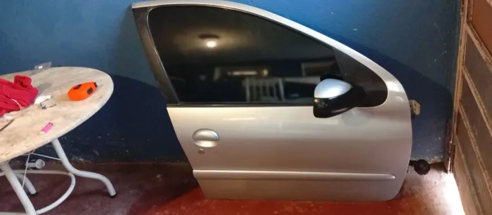 Porta completa pegeout 207 LD dianteira 