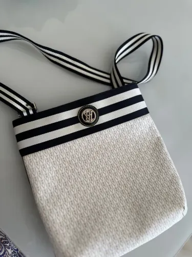 Bolsa Victor Hugo crossbody original -Couro Legítimo  