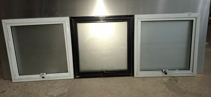  Janelas de Alumínio maxiar   - Novas na cor branca , preta e fosca 60x60