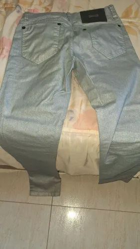Calça Jeans Prateada