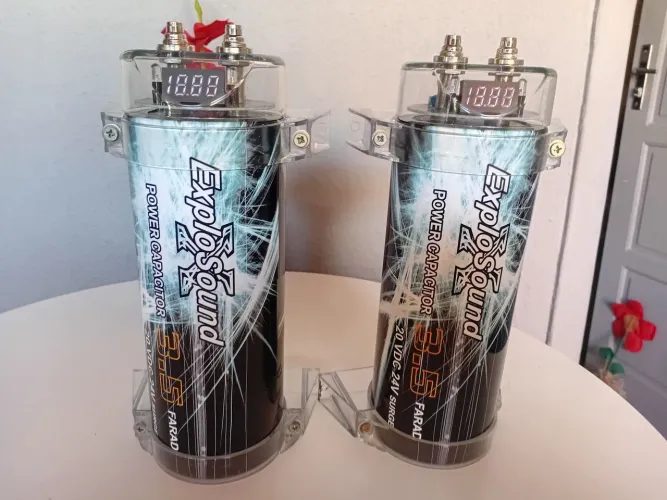 Mega capacitores Explosound de 12v a 24v 
