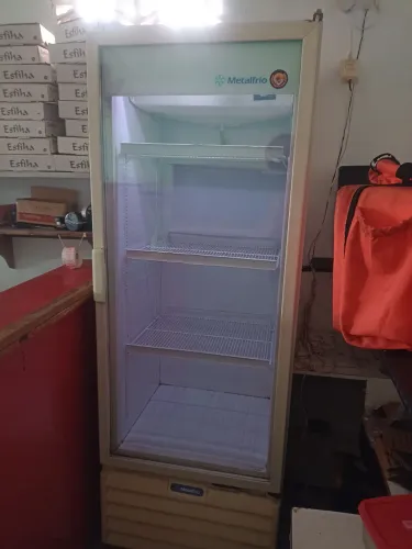 Freezer vertical expositor metalfrio 