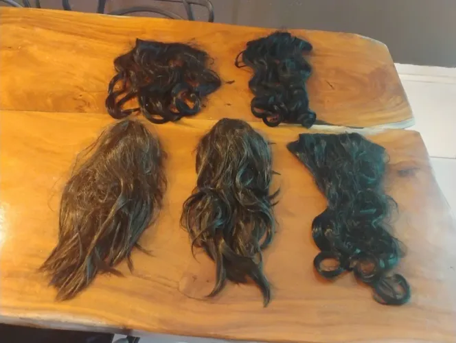 Atenção meninas apliques sintéticos no precinho