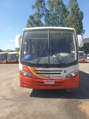 Ônibus rodoviário 2011 