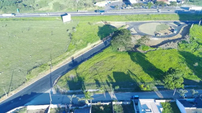 TERRENO DE 950,74M² NO PARQUE MONDESIR