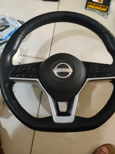 Volante do Nissan kicks Active 23 