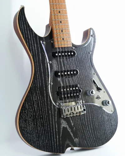 Guitarra Vola Oz Roa Luminous (Japan) + Luxury Gig Bag