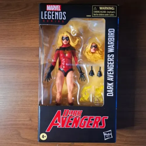 Miss Marvel Dark Avenger Marvel Legends Hasbro