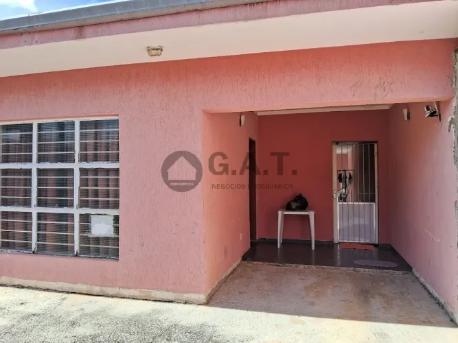 Casa comercial para locação em Sorocaba-SP, Vila Formosa: 3 quartos, 1 suíte, 3 salas, 2 b