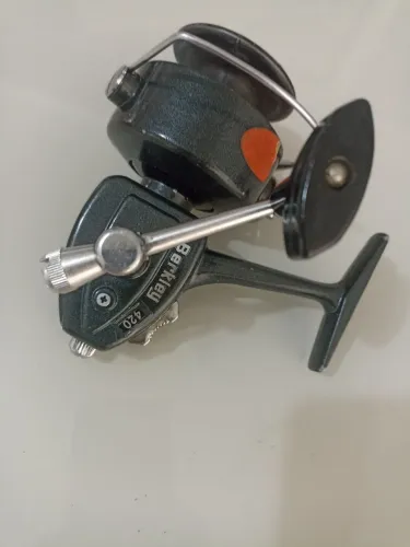 Molinete de pesca Berkley 420