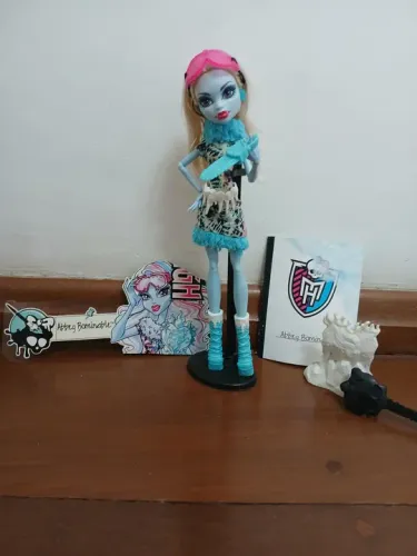 Boneca Monster High Abbey Bominable 1 geração, original, completa