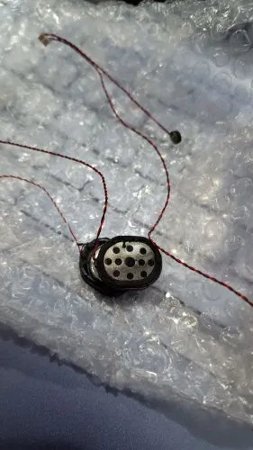 Alto falantes e microfone Notebook Multilaser Legacy