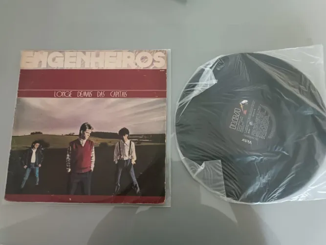 Engenheiros do Haweii - Longe Demais das Capitais