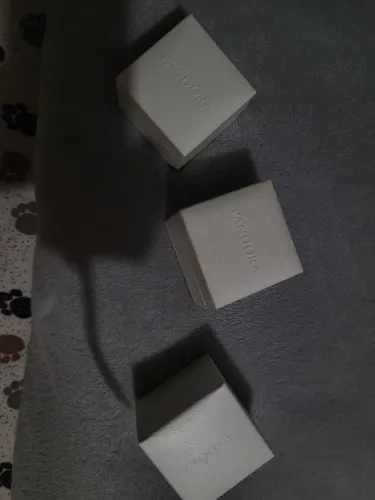 Três Caixas de Presente Pandora Novas