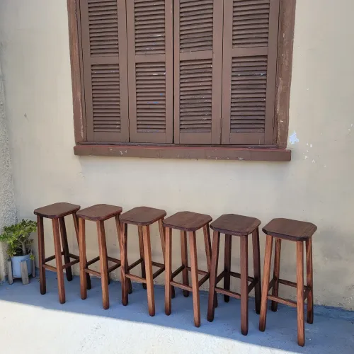 Banqueta alta 